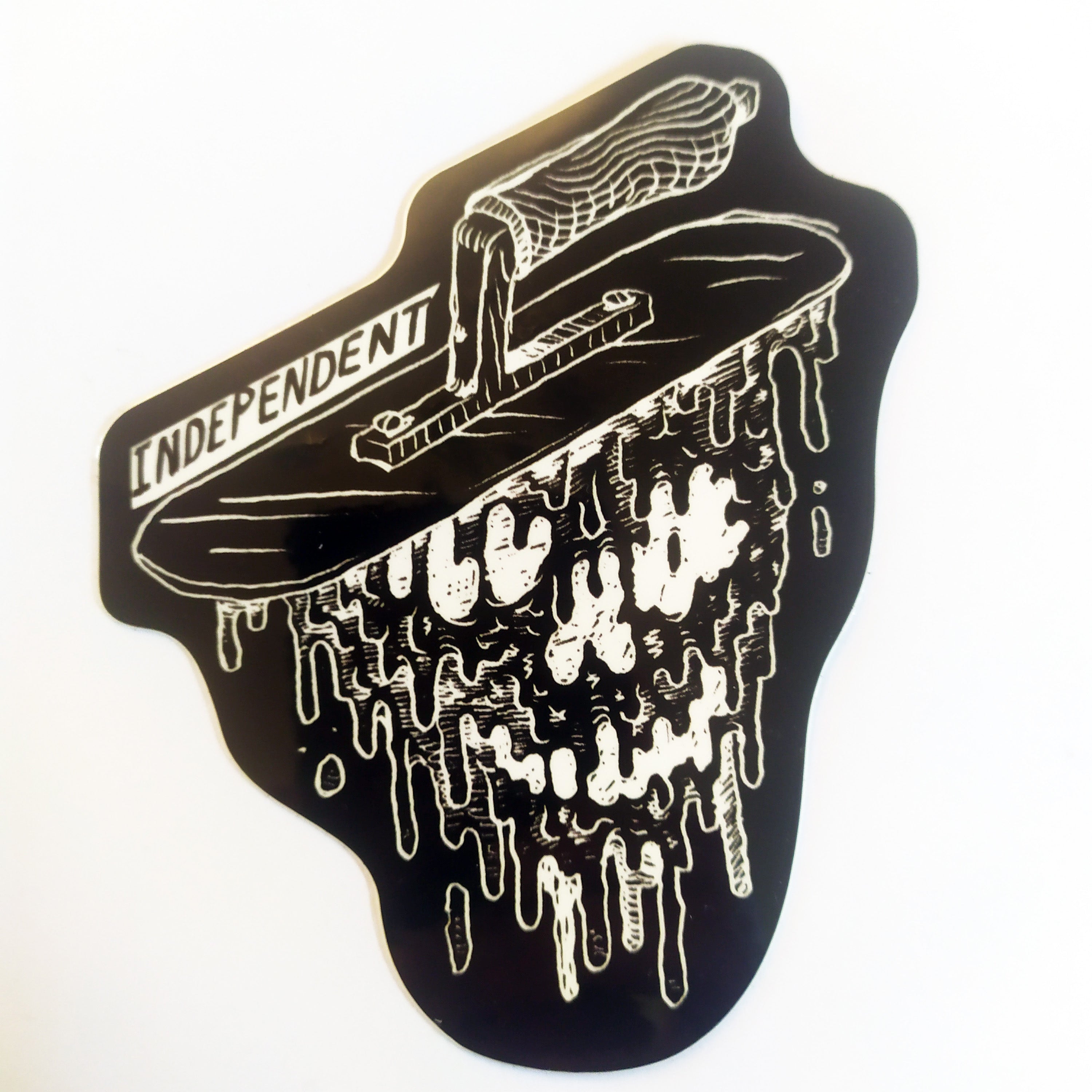 independent-trucks-skateboard-sticker-041125-1.jpg