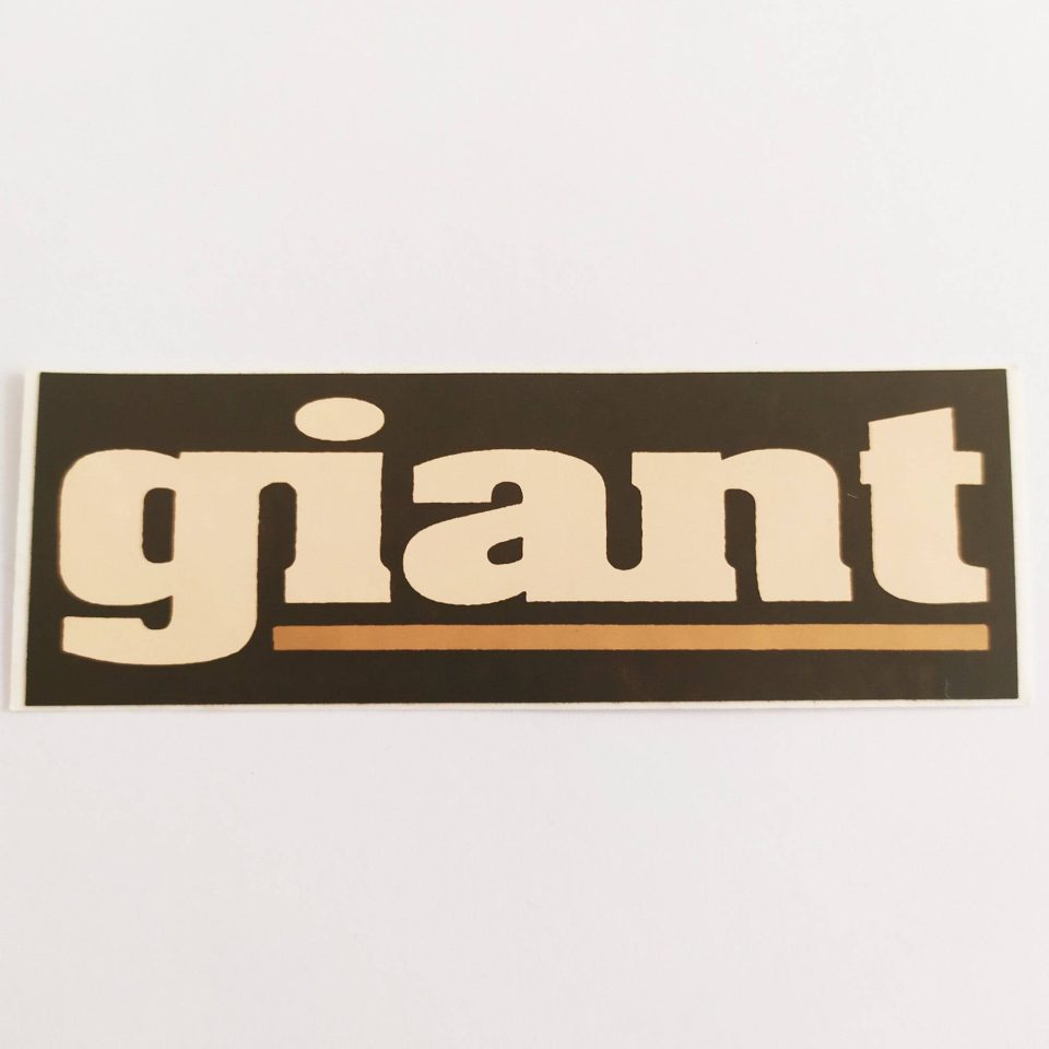 Giant Dist stickerdoll Sticker