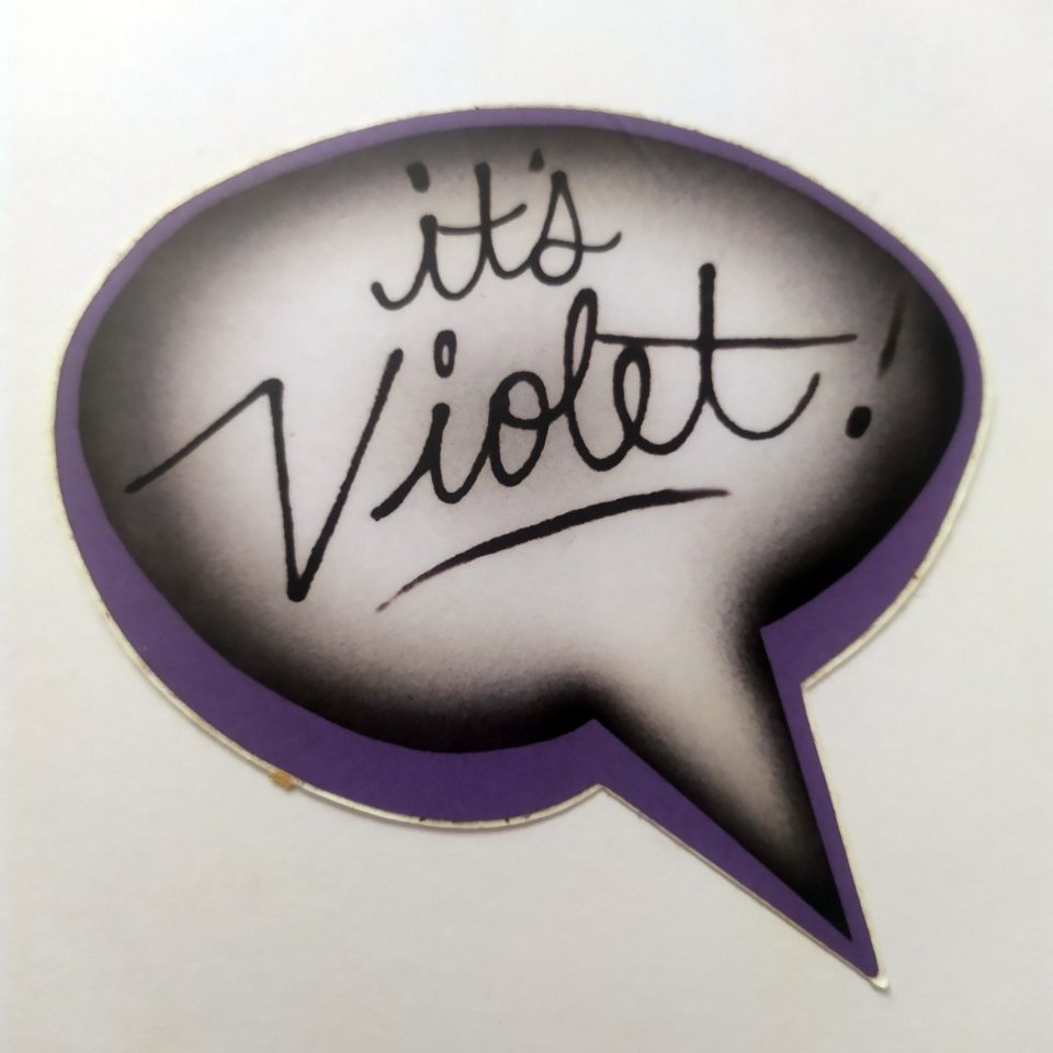 Violet stickerdoll Sticker