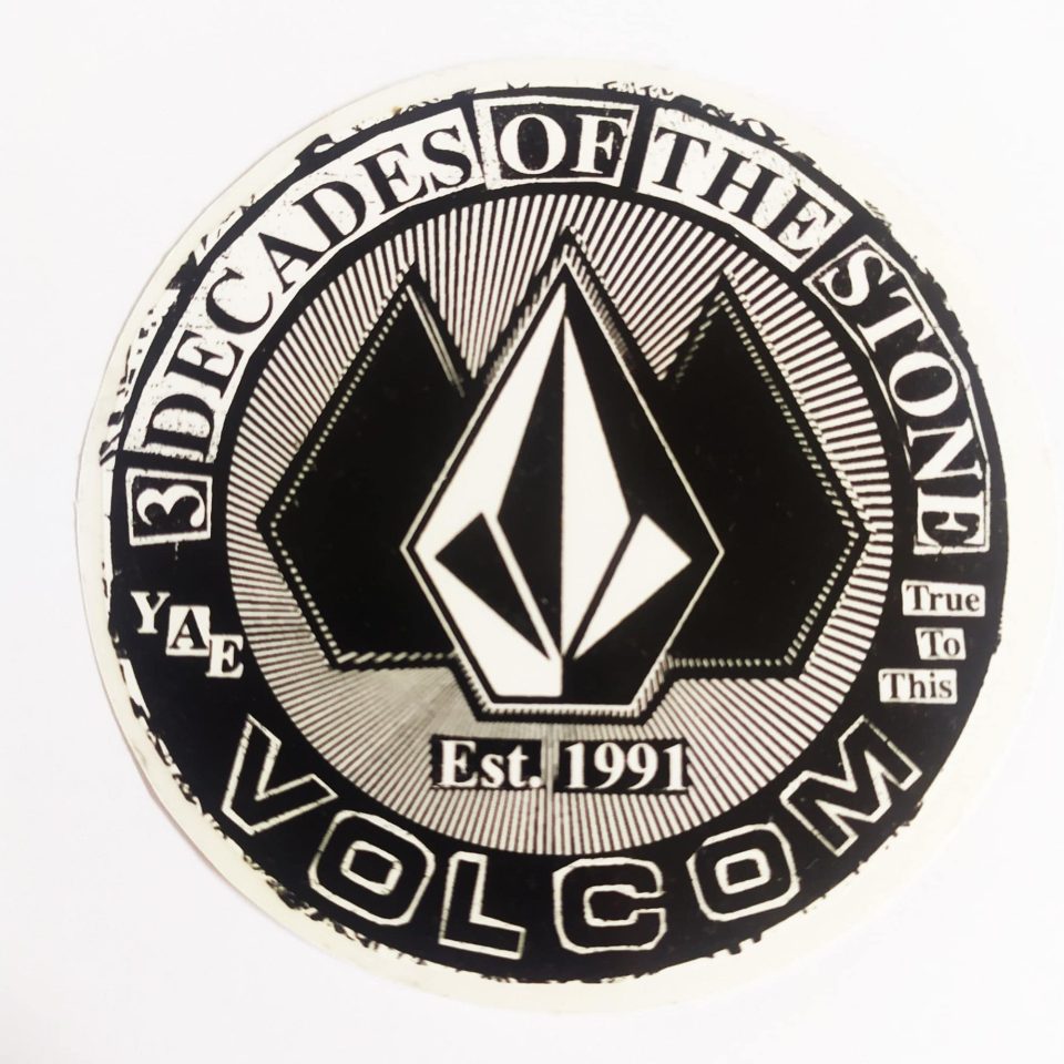 Volcom stickerdoll Sticker